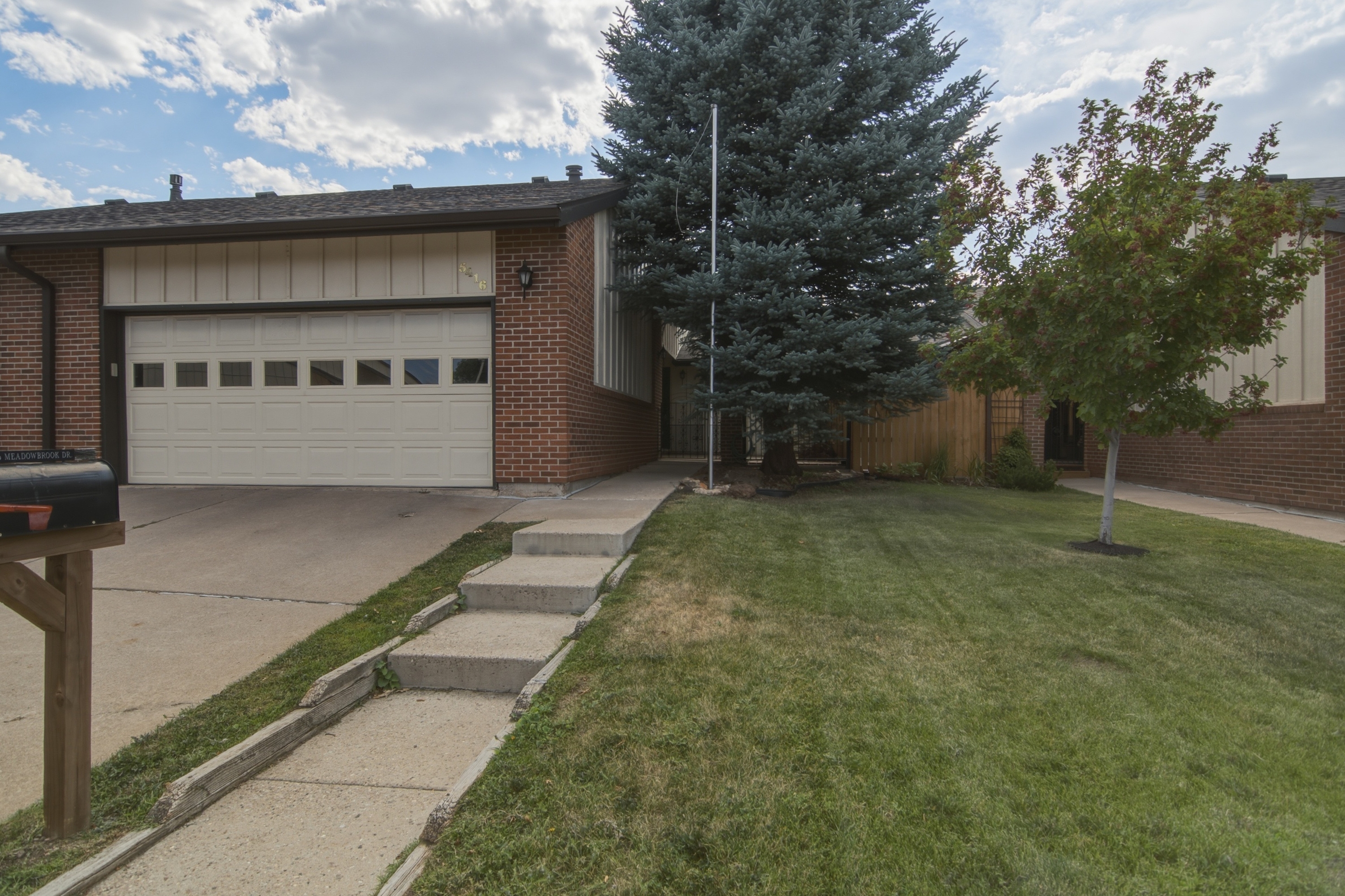 5416 Meadowbrook Drive