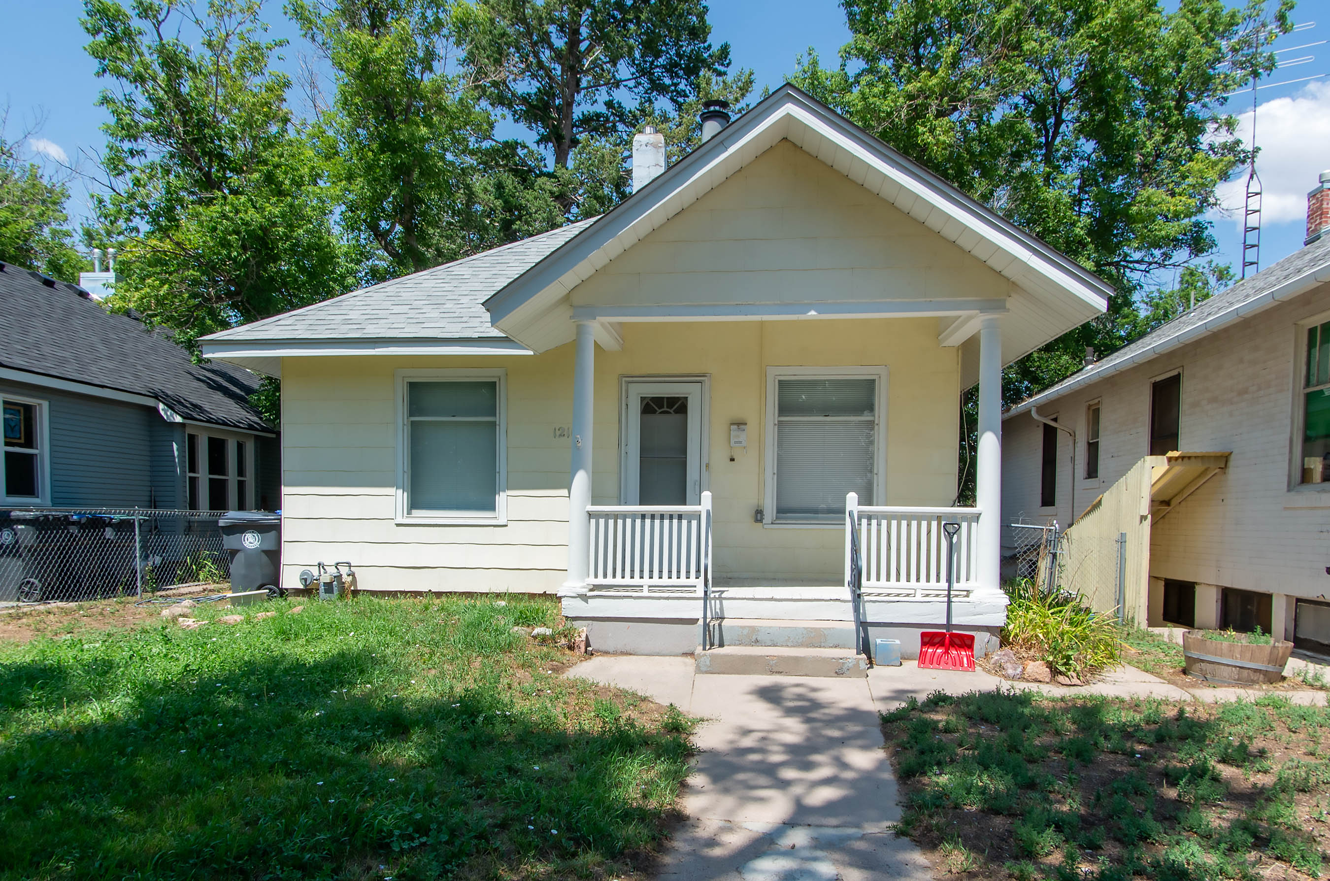 1216 Talbot Court