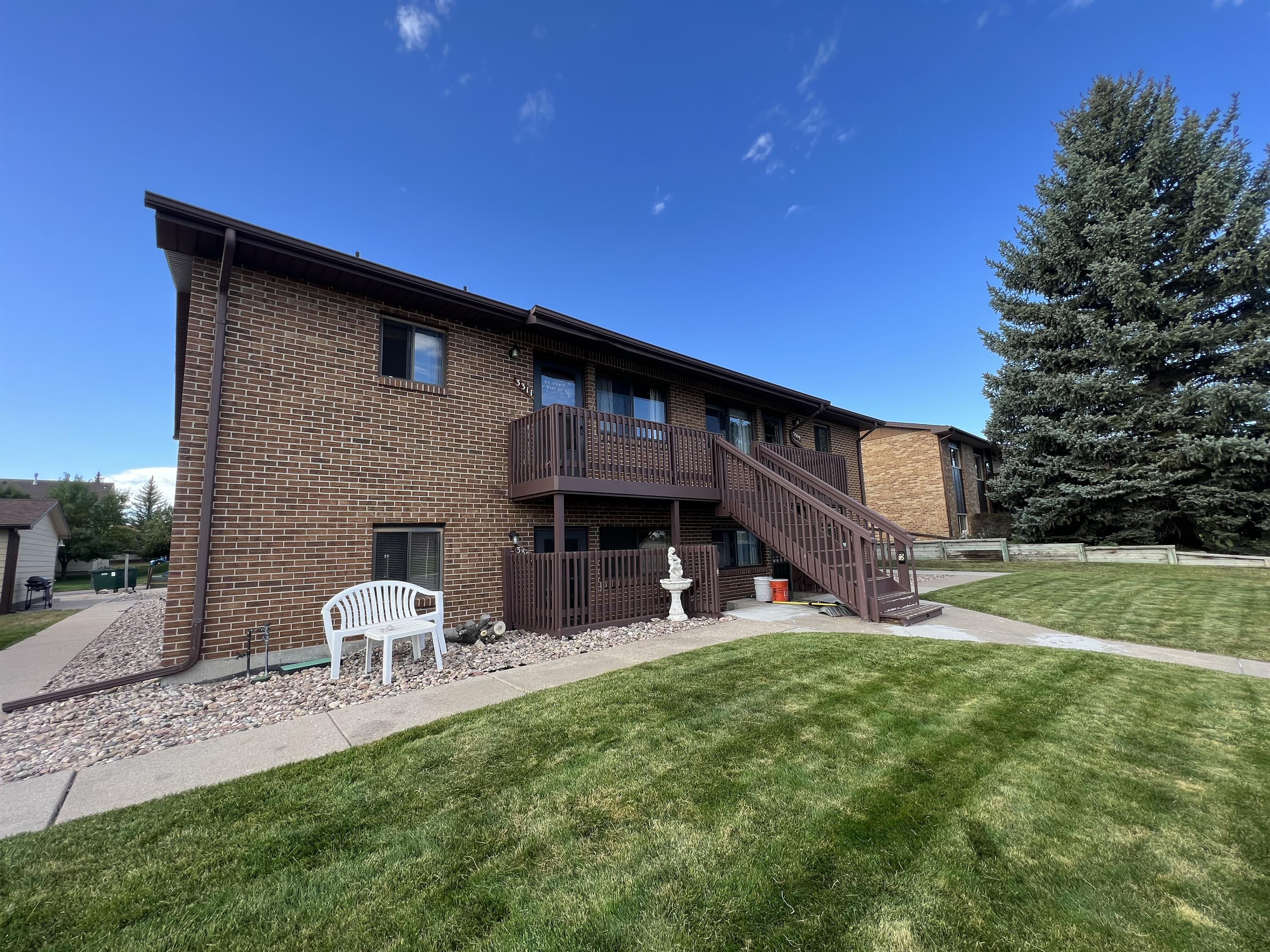 3305 Frontier Street - 3307