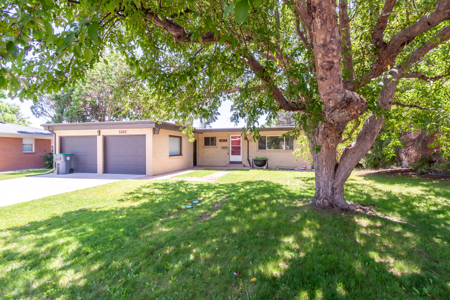 3413 Luckie Road